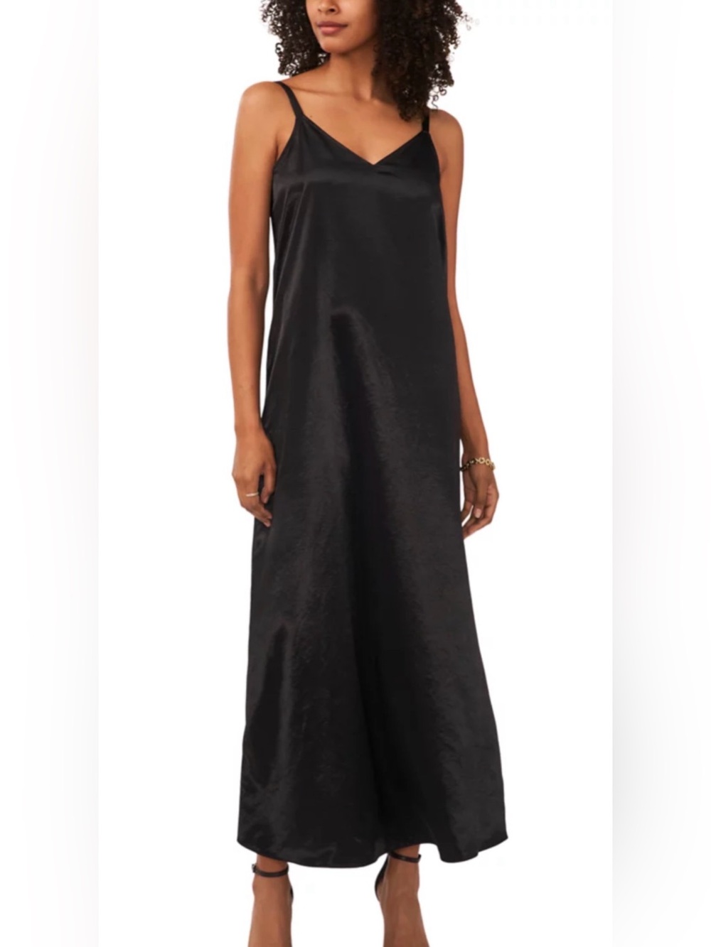 NWT- Black Vincent Cumuto Floor Length Slip
Dress, Must Have Piece! Size small🩷